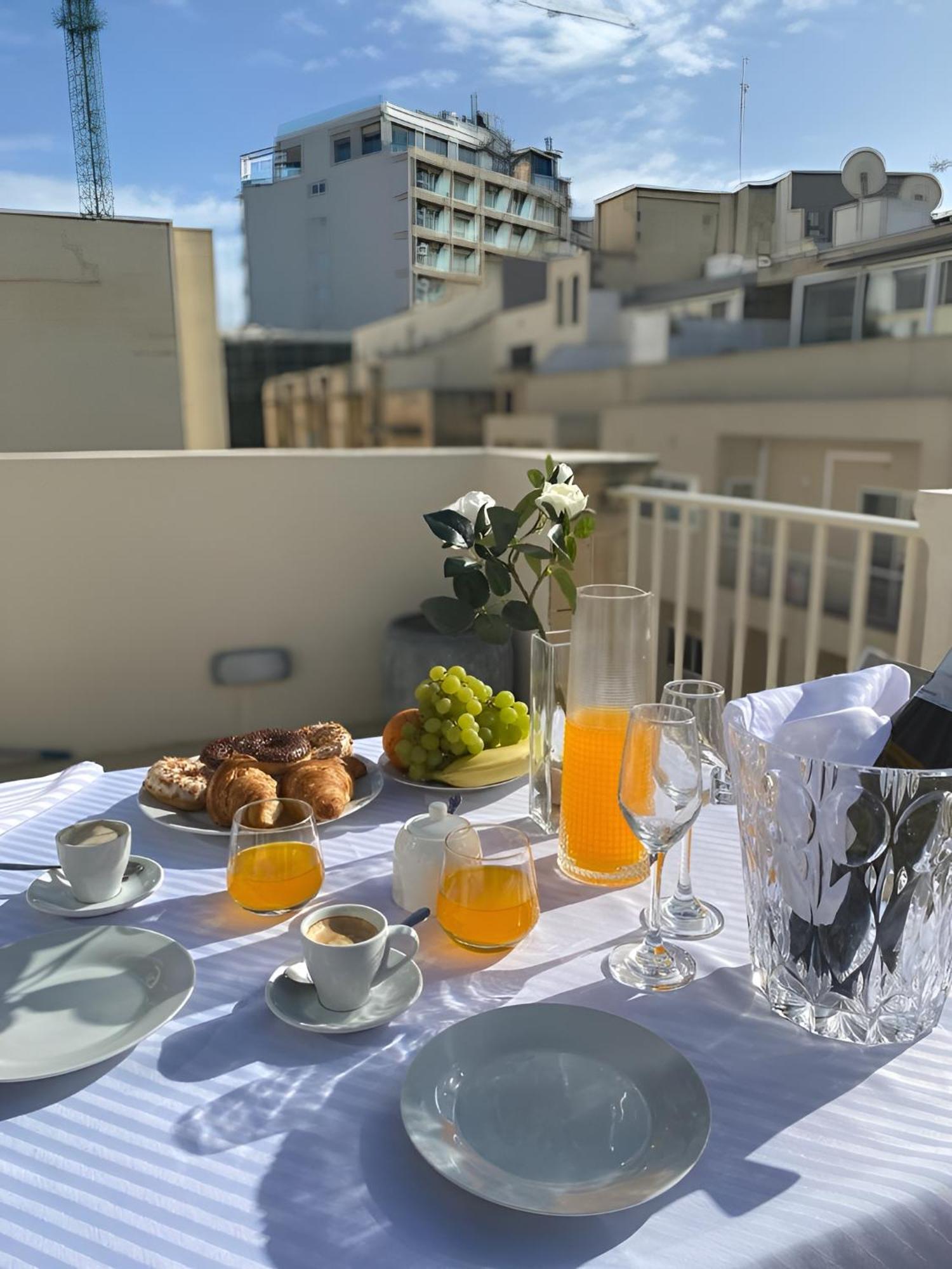 Sliema Cosy Penthouse With Bbq公寓 外观 照片